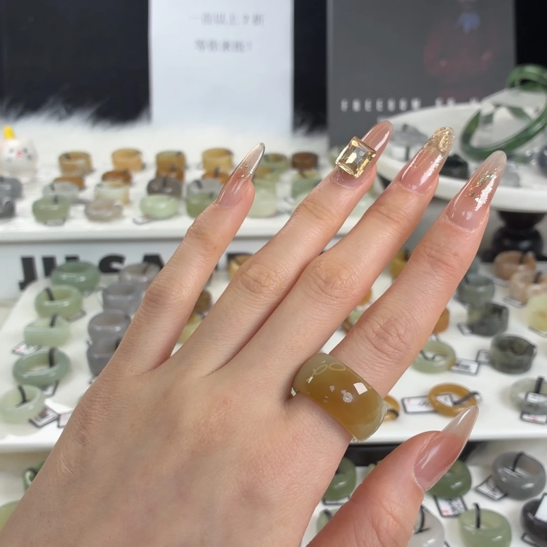 和田玉未镶嵌戒指z42一口糖轮胎17.2