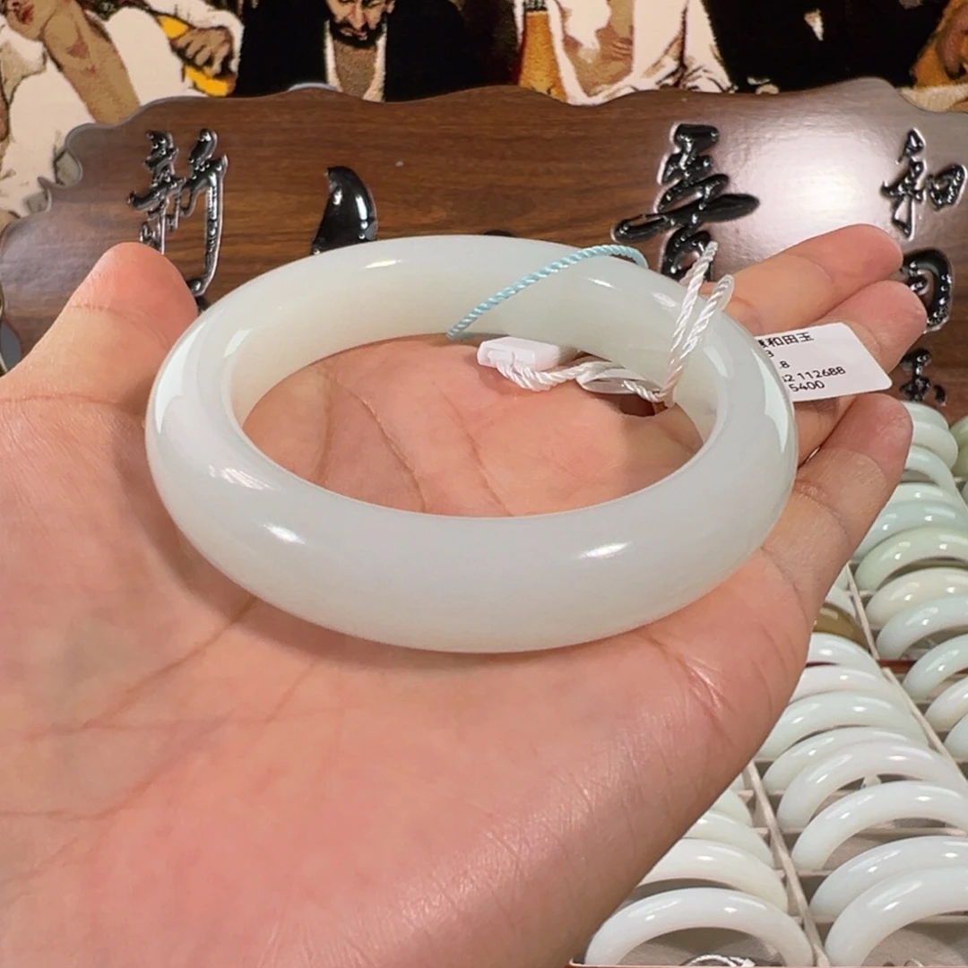 和田玉（白玉）未镶嵌手镯