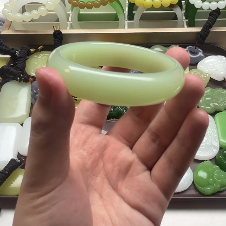 君***0新疆老料精品手镯吊坠配饰