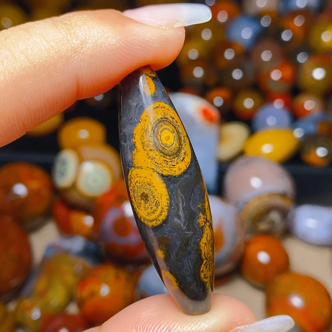 未镶嵌颈饰玛瑙/玉髓