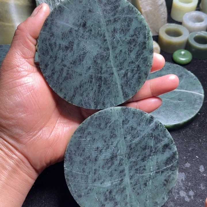 和田玉（糖玉）未镶嵌珠宝半成品