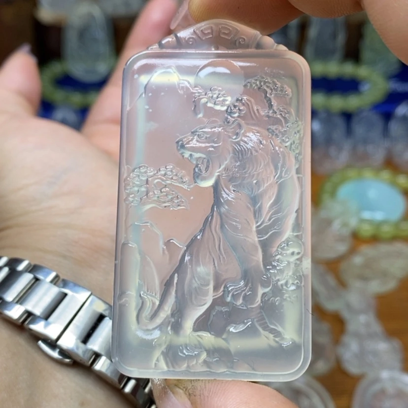 【闪购商品】蛇纹石玉颈饰未镶嵌