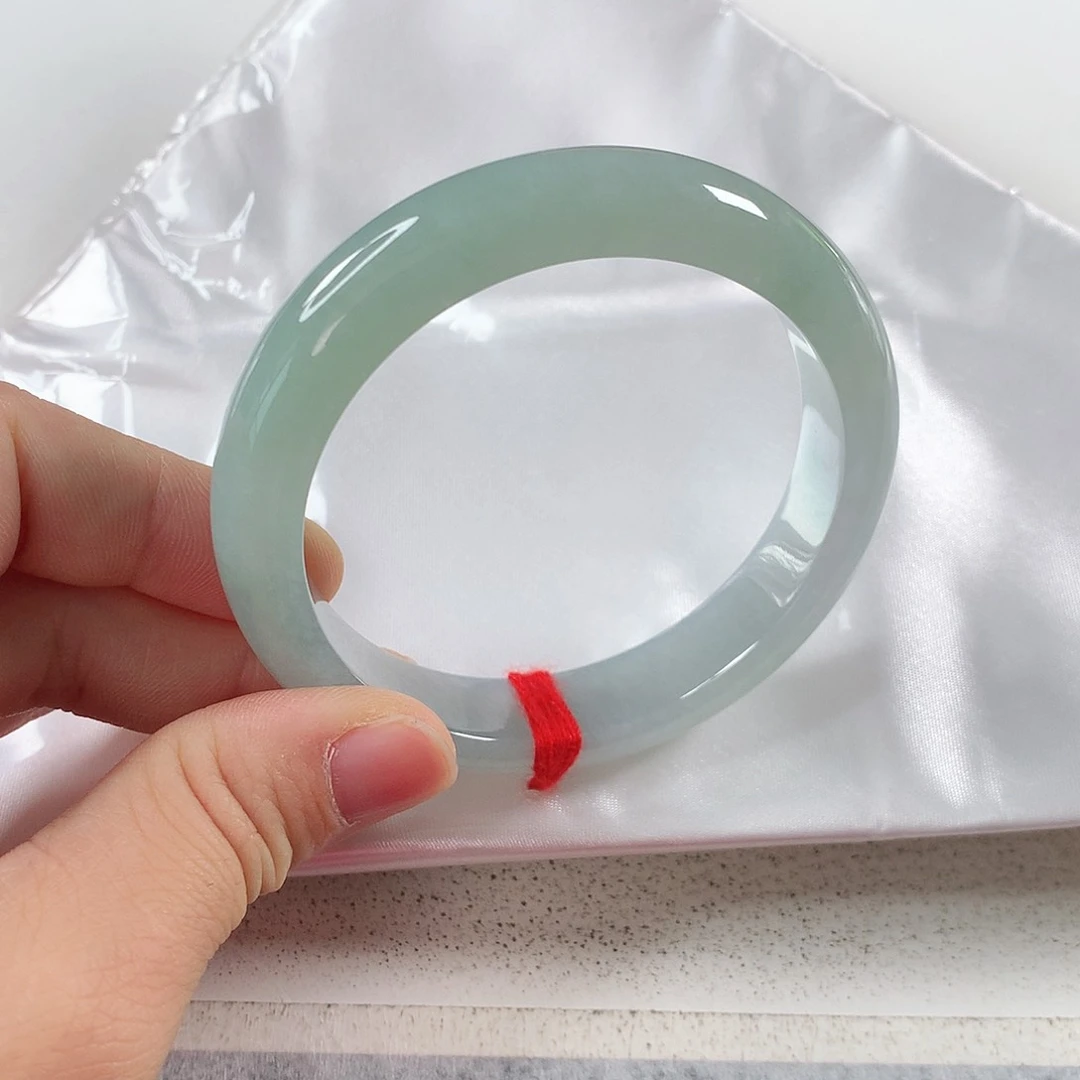 翡翠手镯未镶嵌①⑤②