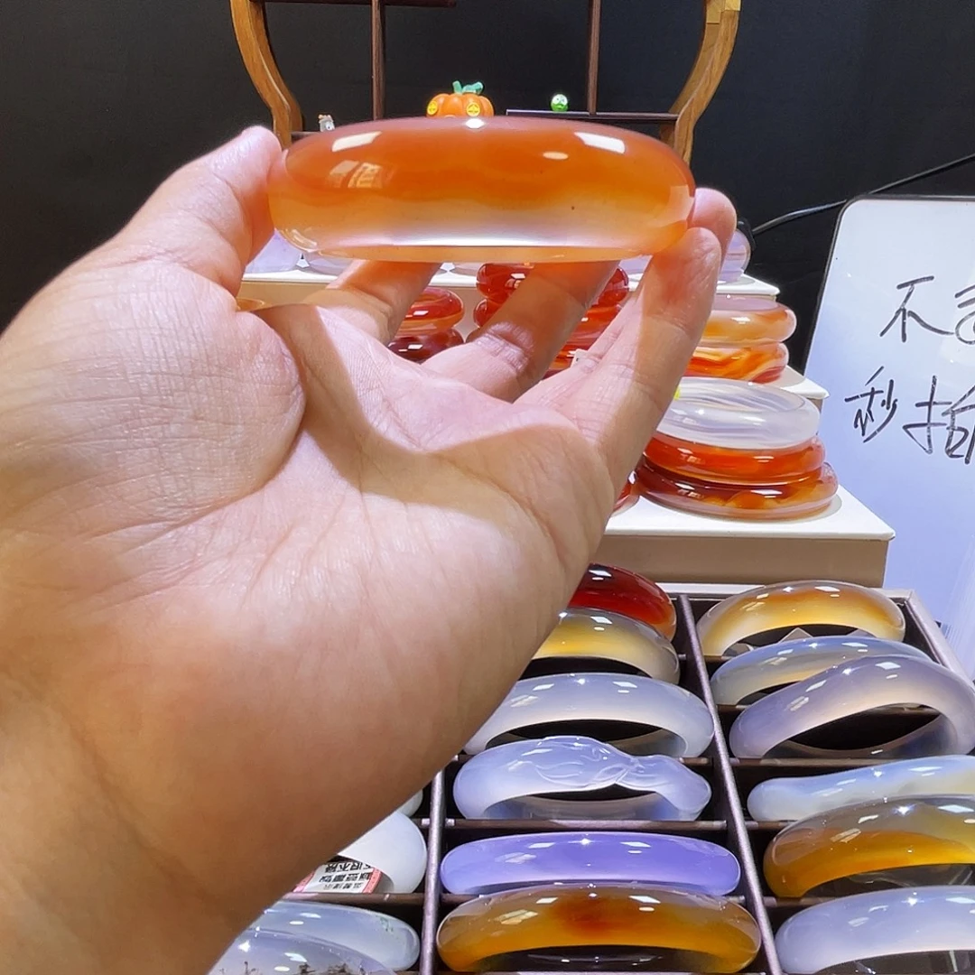 玛瑙/玉髓未镶嵌手镯