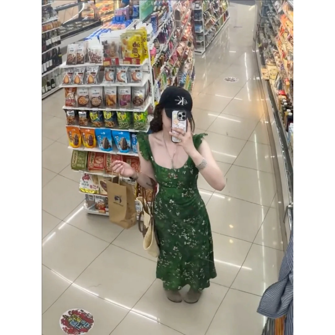 浪漫逃亡"莫奈2.0"墨绿色印花森系精灵氧气感修身显白连衣裙裙子