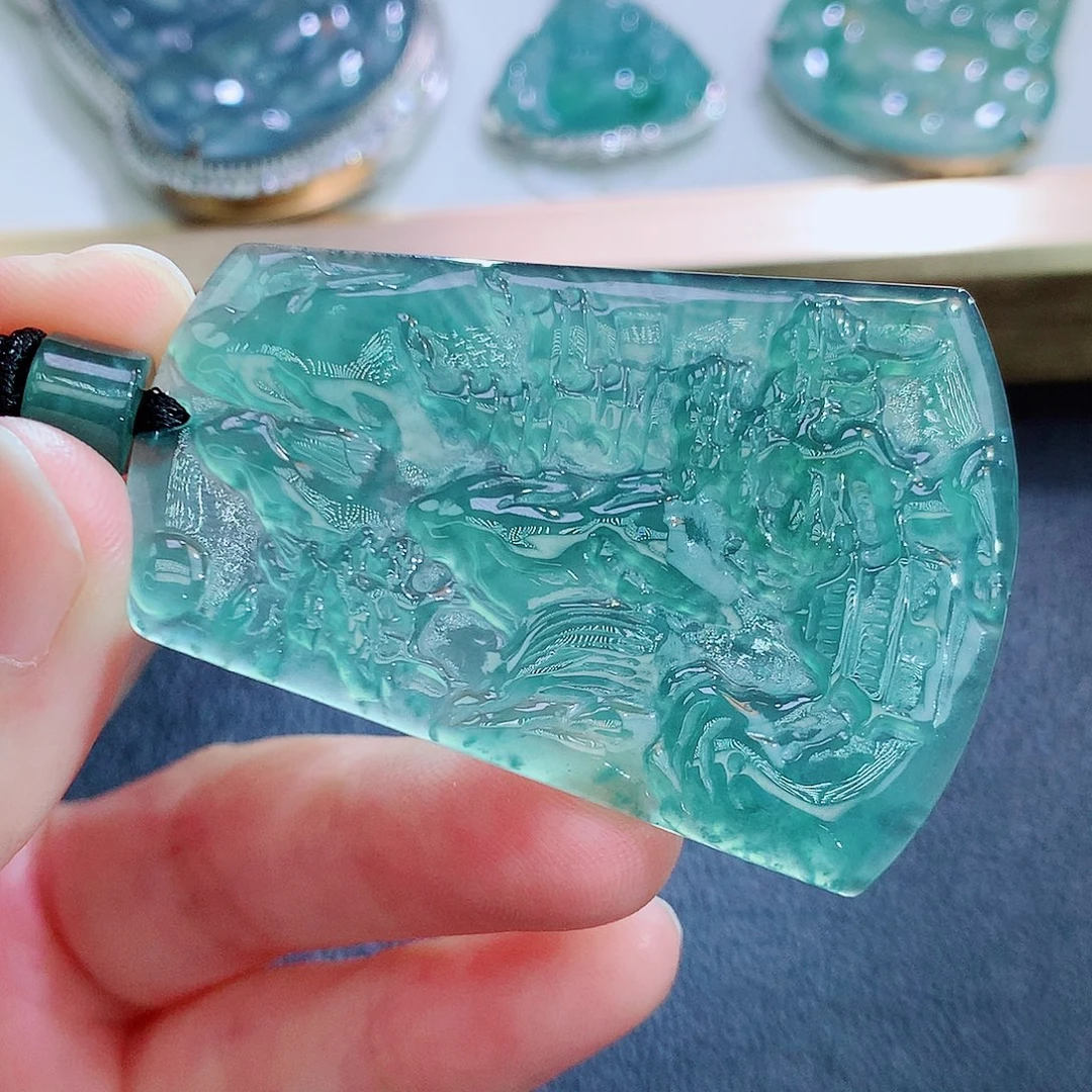 翡翠未镶嵌颈饰翡翠