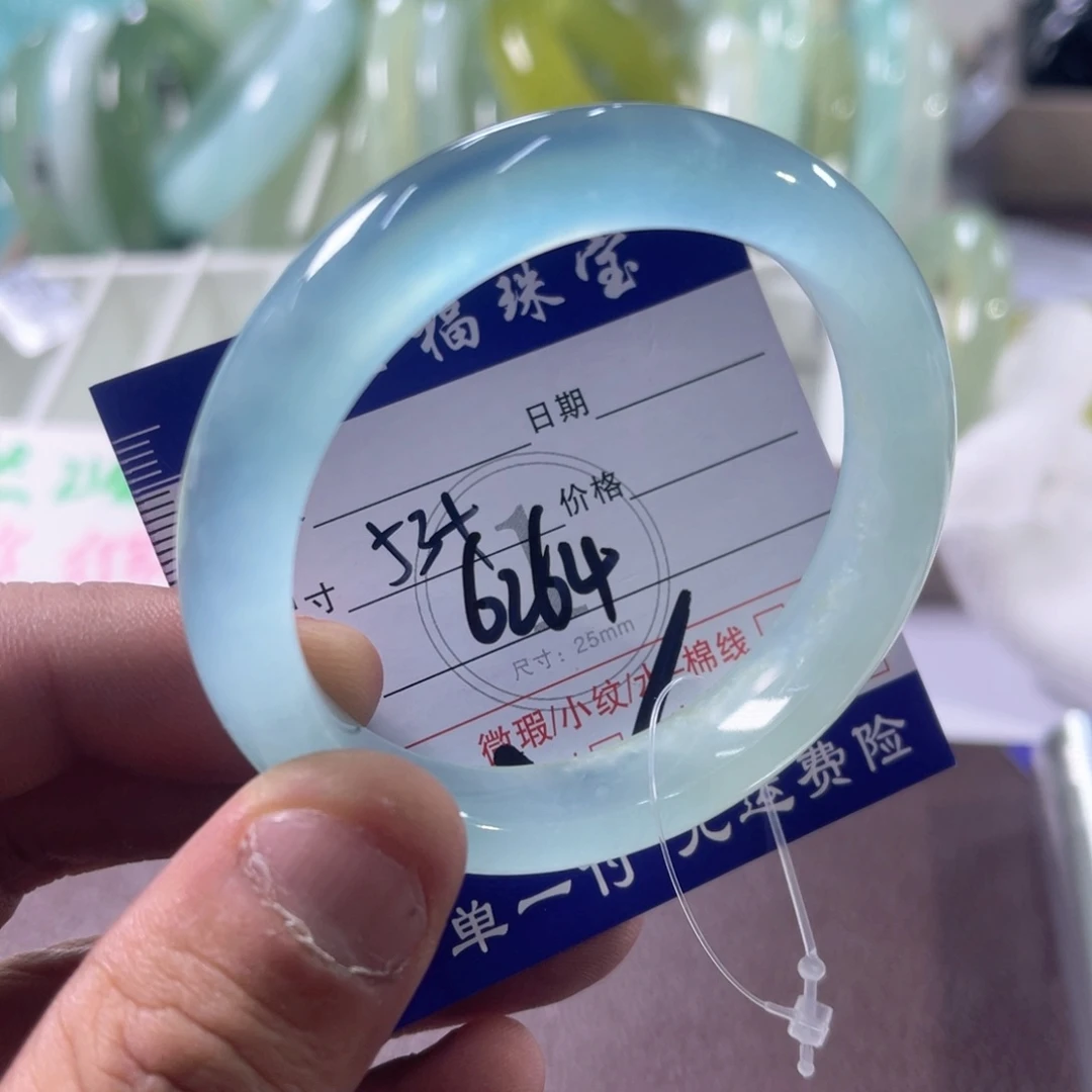 未镶嵌蛇纹石玉手镯（圆镯）