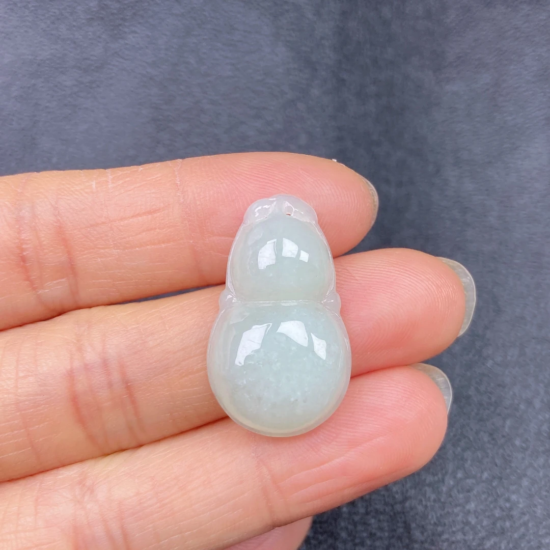 冰润精美葫芦吊坠天然翡翠a货26.7×15.9×5.9mm