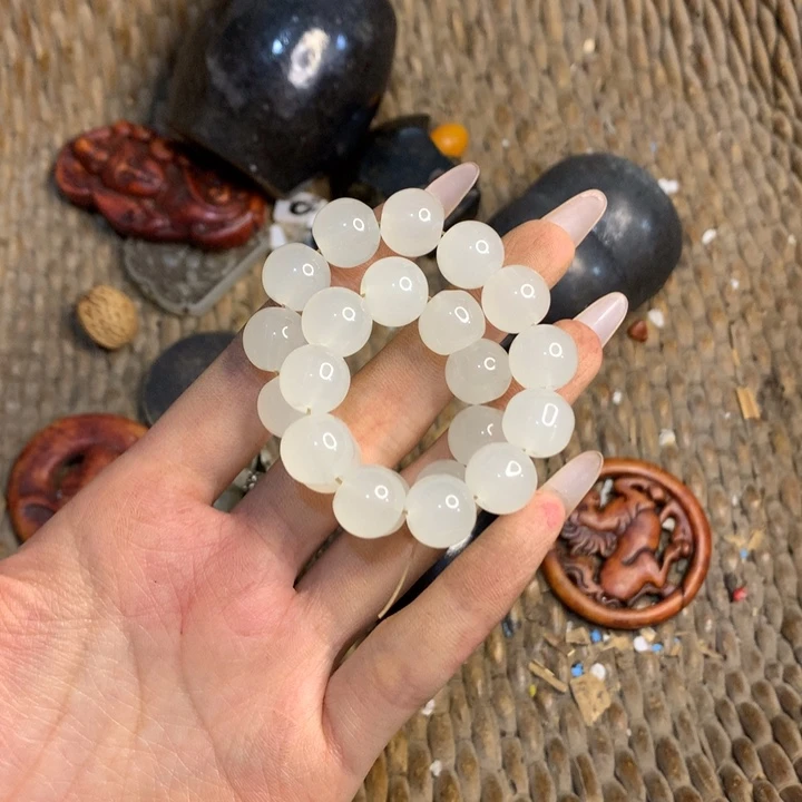 红****瓷片我们也有一个特别