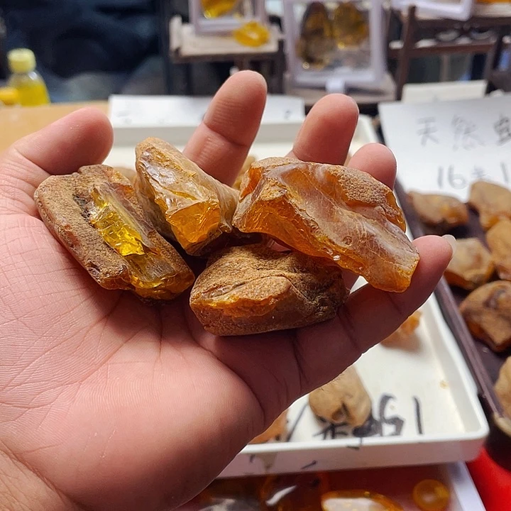 定制琥珀半**糖天然琥珀虫珀