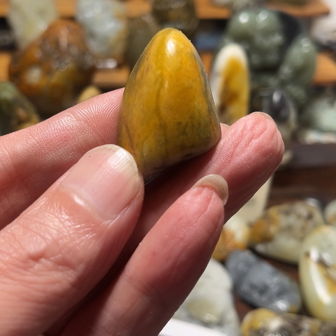 @***哥和田玉未镶嵌挂件