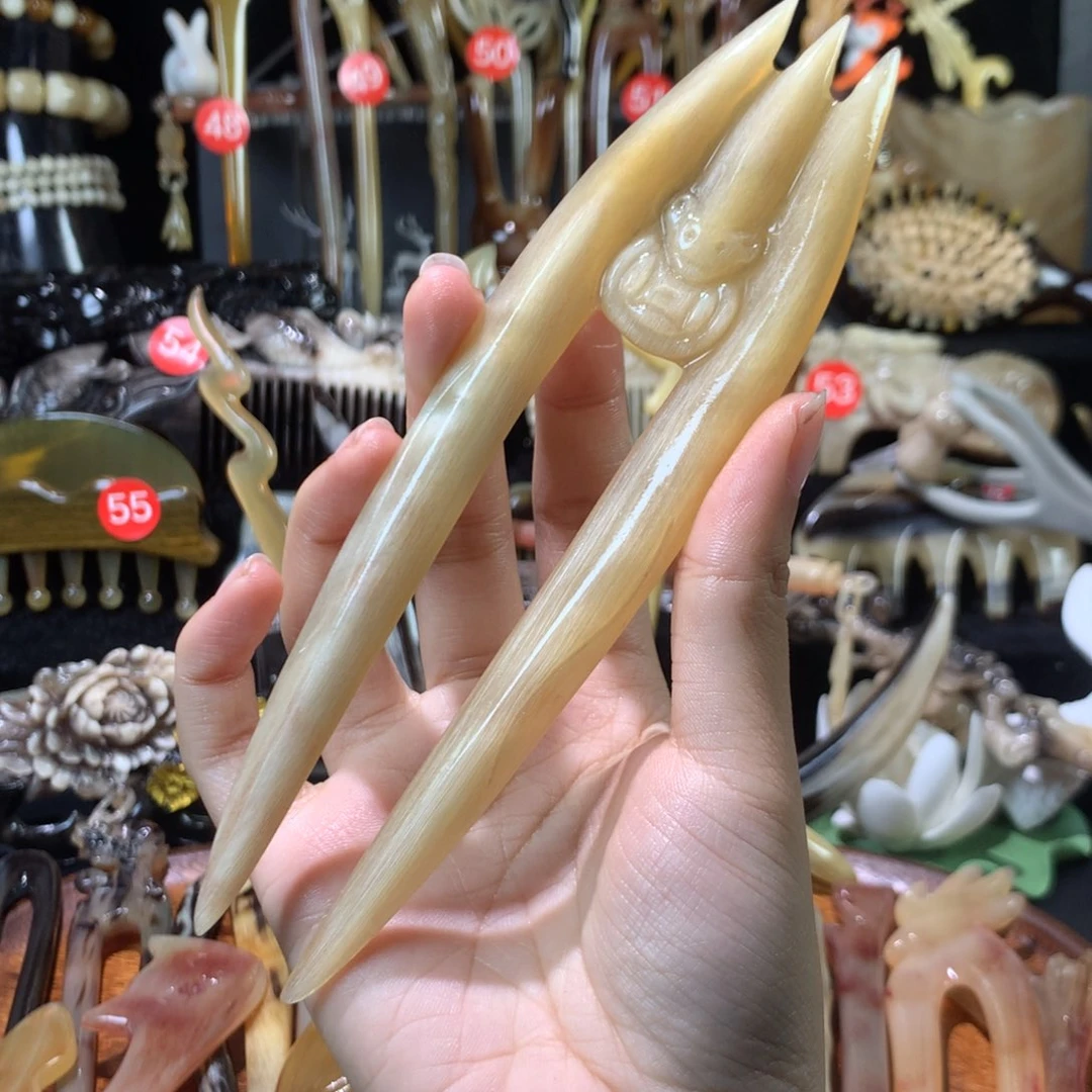 非金属高贵羊蝙蝠叼金币U