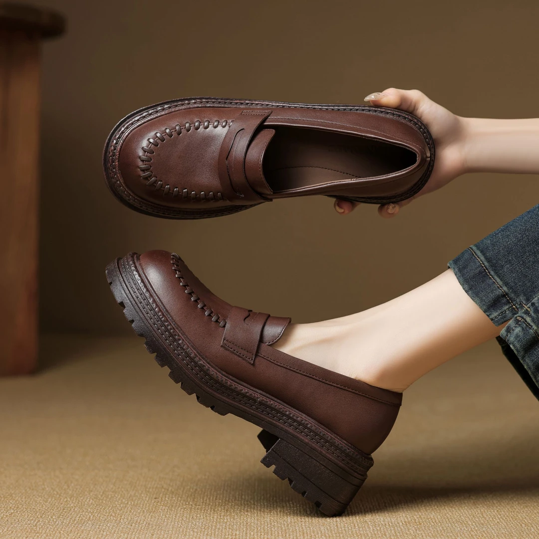 2025年秋冬新款学院风英伦小皮鞋女厚底粗跟百搭真皮中跟乐福鞋女