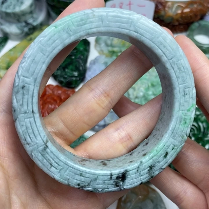 颈饰未镶嵌翡翠吊坠