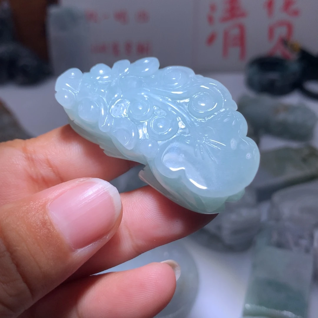 翡翠未镶嵌颈饰保真天然A货翡翠