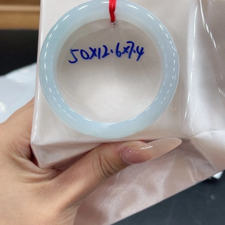 未镶嵌手镯翡翠翡翠