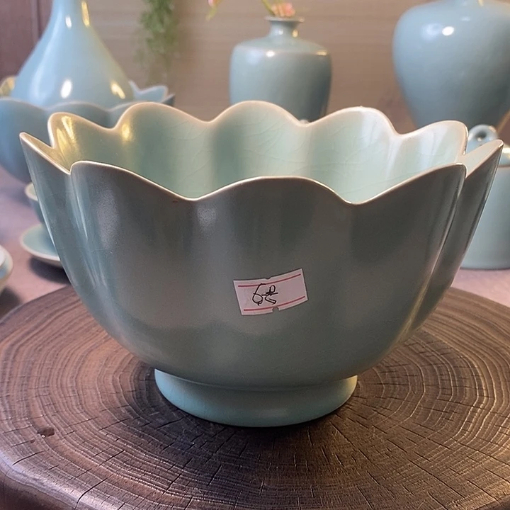 莲花碗一一一一一一一一一暇