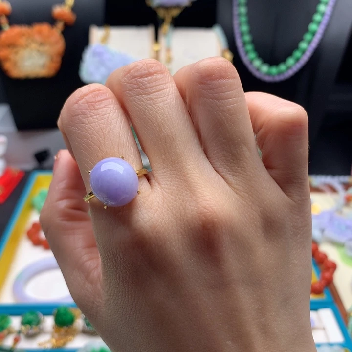 翡翠戒指未镶嵌翡翠戒指