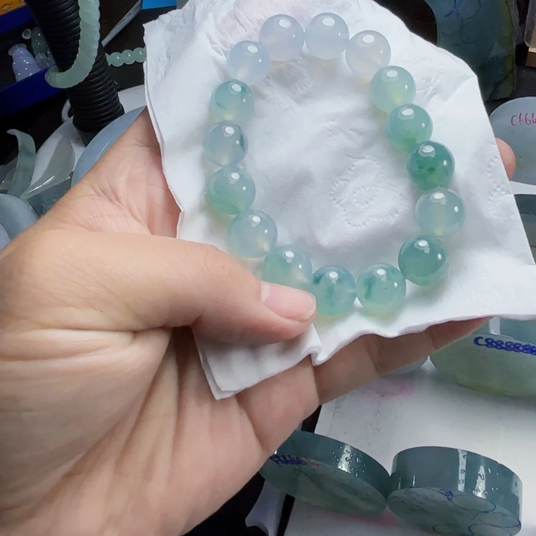 小****定制翡翠未镶嵌11111111111111