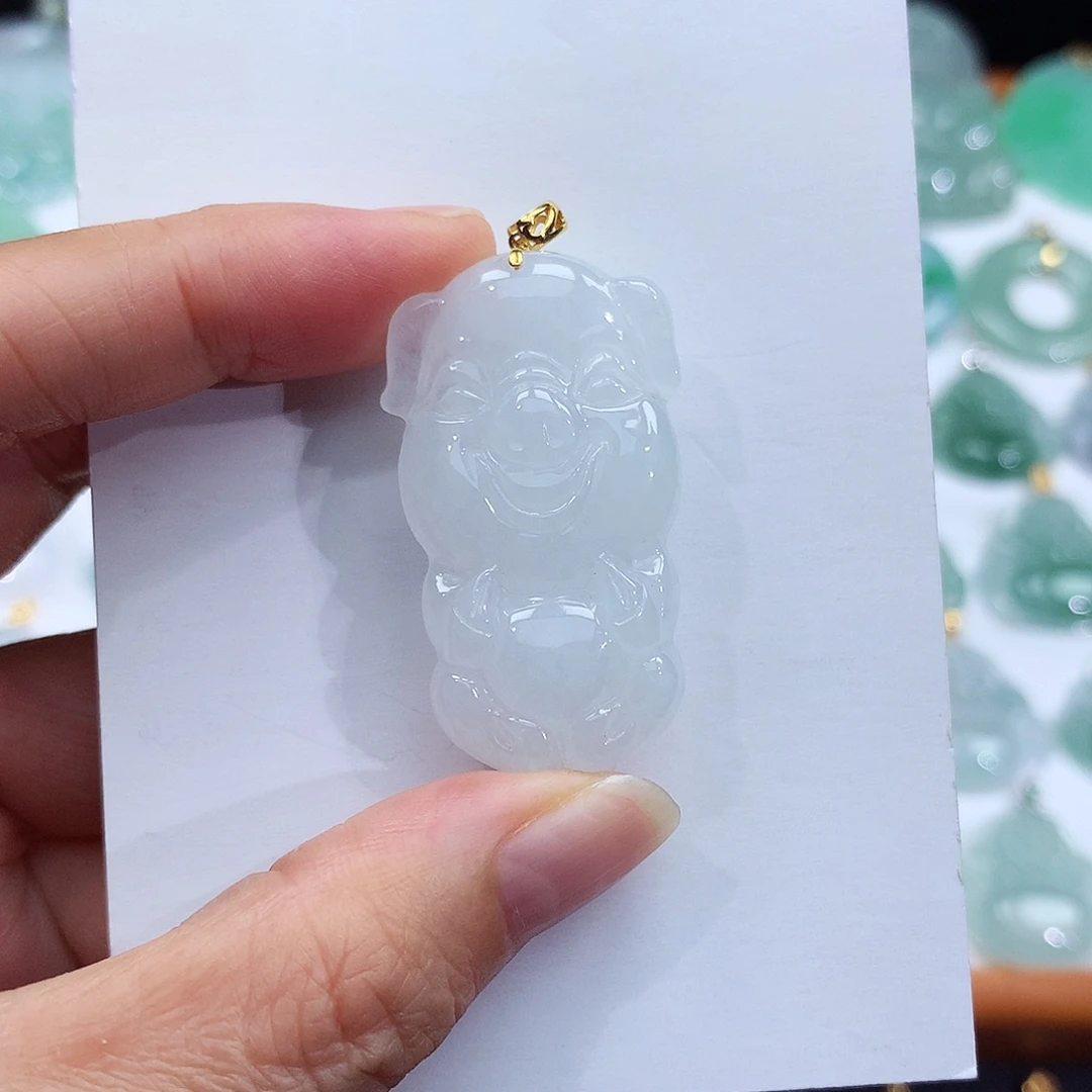 翡翠18K金镶嵌颈饰翡翠吊坠