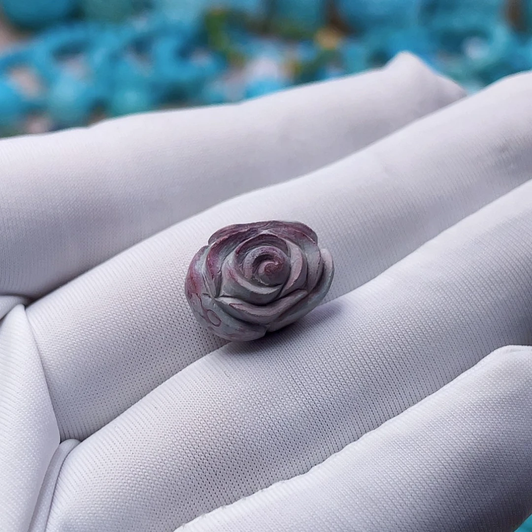 绿松石珠宝奇石未镶嵌偷***?