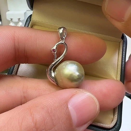 银S925镶嵌吊坠(不含链)海水珍珠