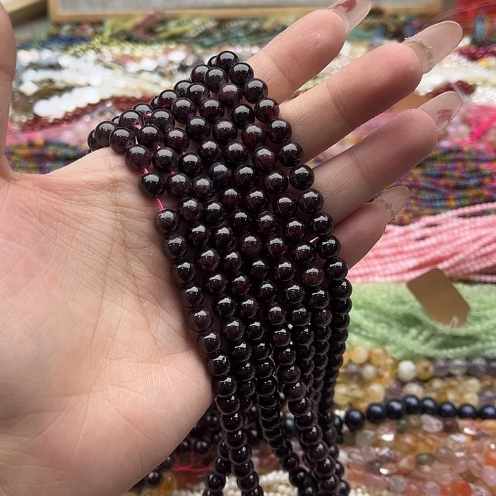 玛瑙/玉髓珠宝半成品未镶嵌一条7mm左右石榴石