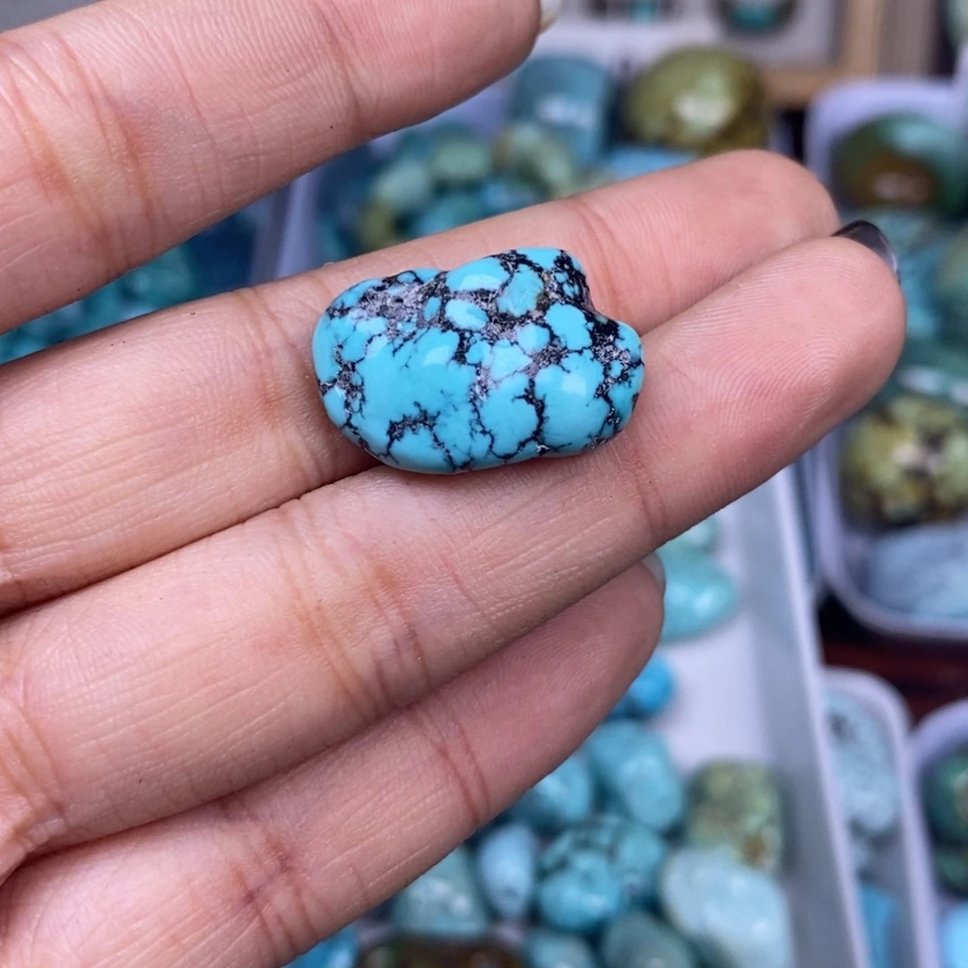 绿松石未镶嵌挂件