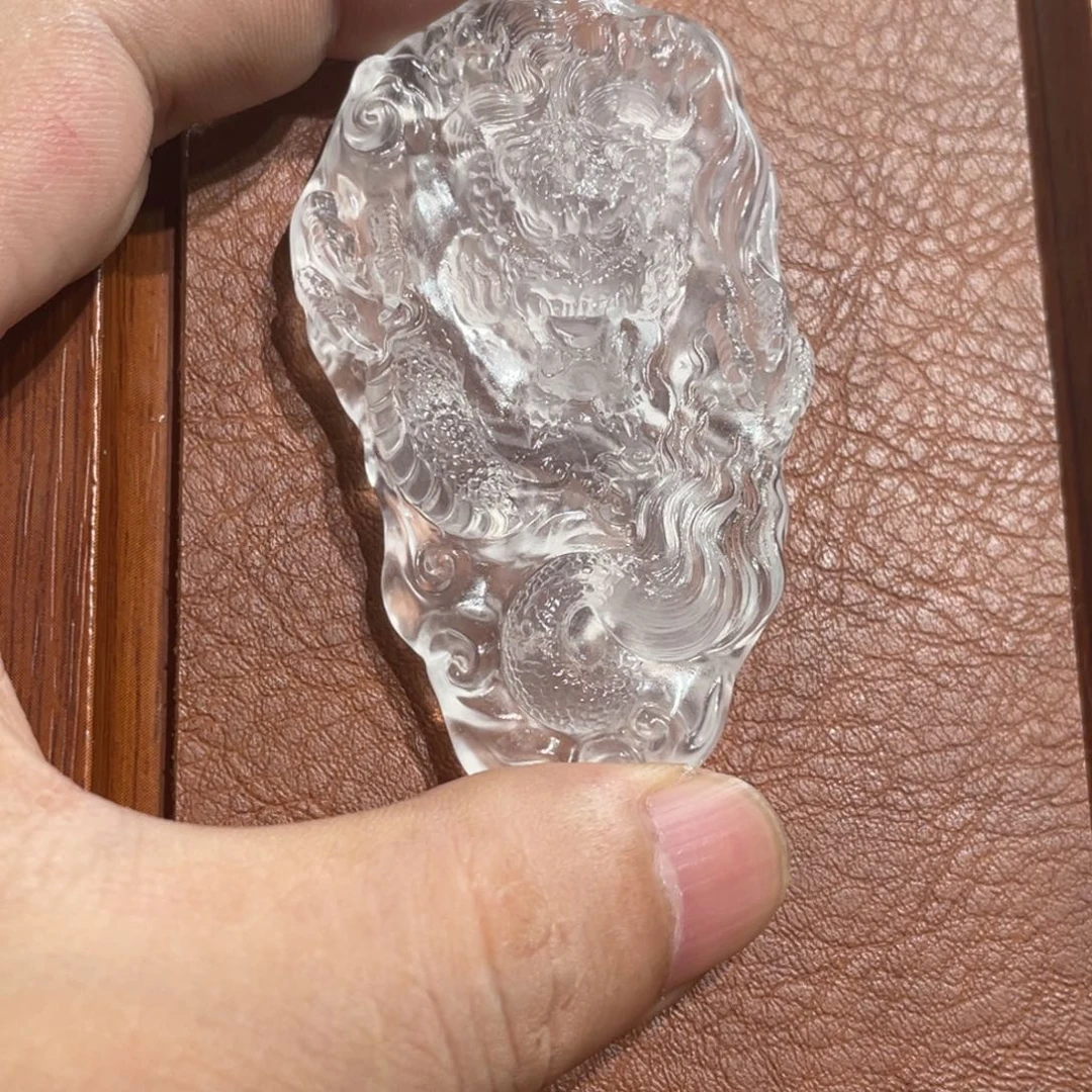 大****石英质玉未镶嵌龙牌吊坠