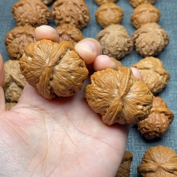 把件文玩核桃元宝44