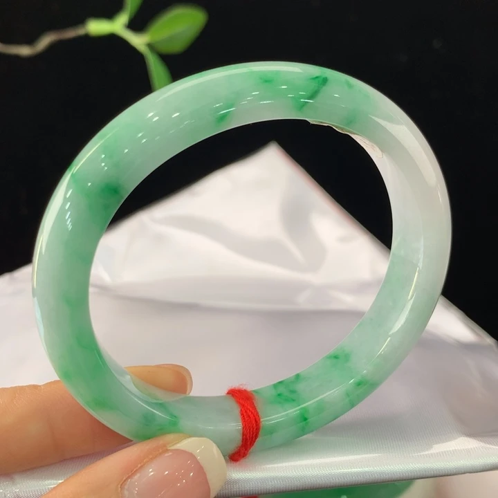 翡翠手镯未镶嵌贵妃7375