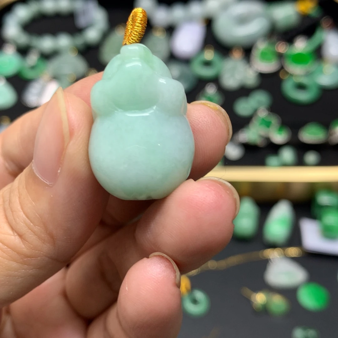 吊坠(不含链)未镶嵌翡翠Y***.有纹裂
