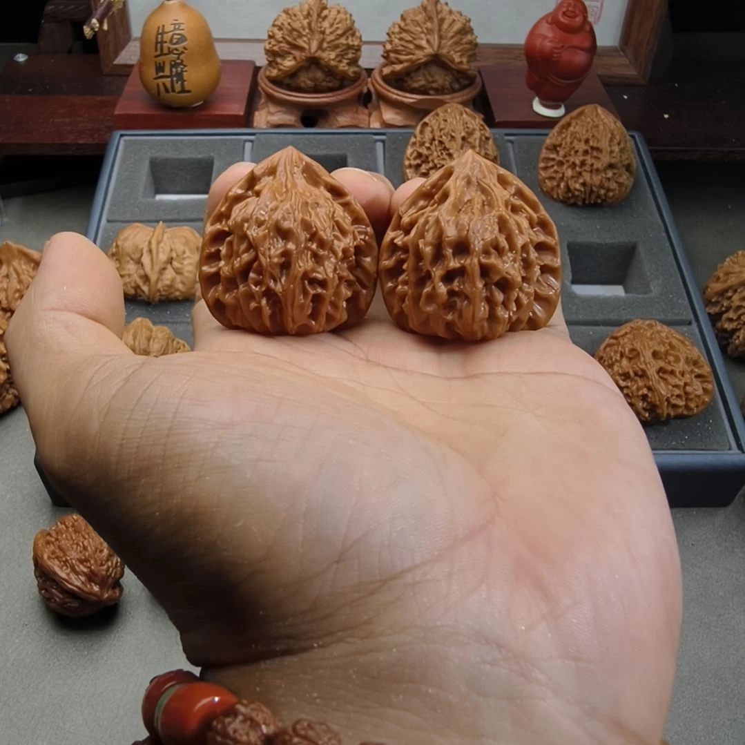 木***次文玩核桃吊坠龙门涧