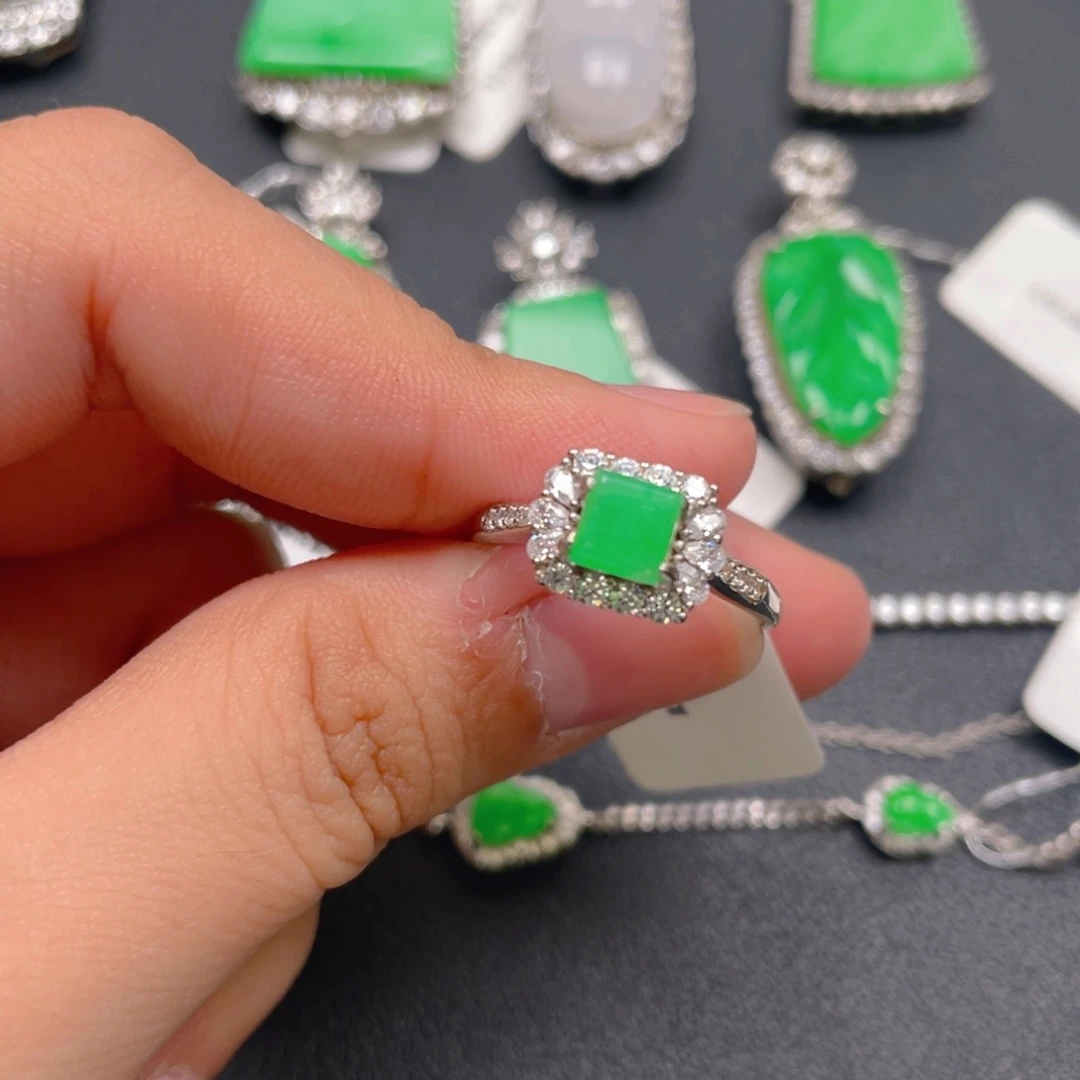 翡翠银S925镶嵌吊坠(不含链)