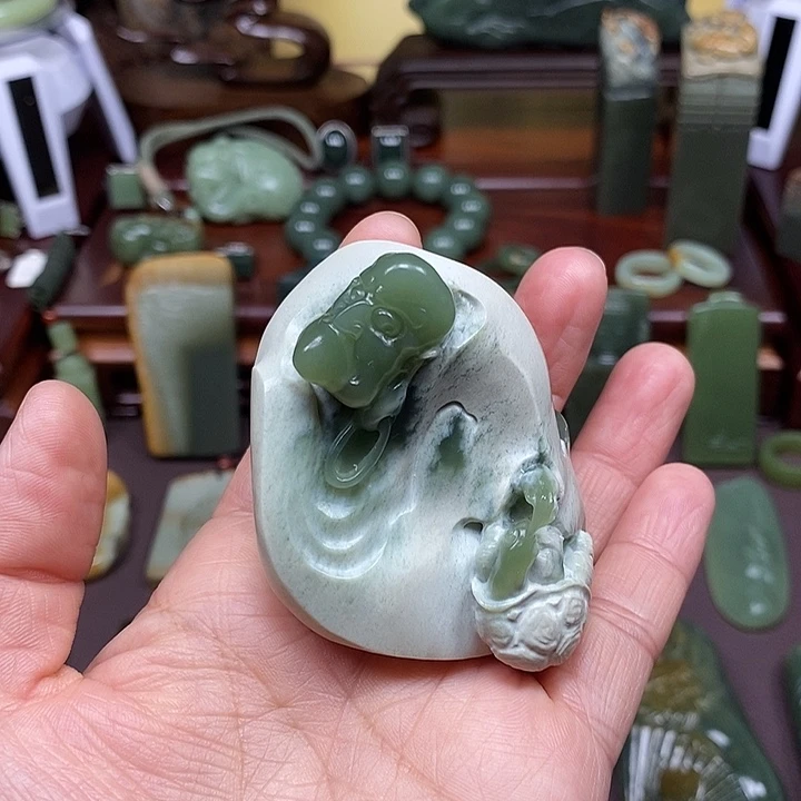 岫岩老玉（透闪石质玉）析木未镶嵌用****7