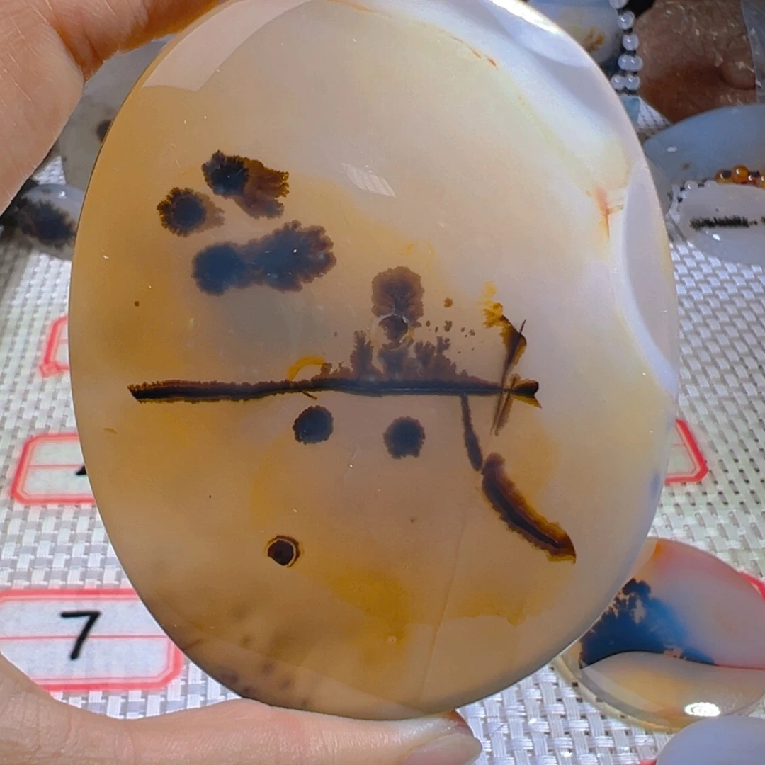 玛瑙/玉髓未镶嵌颈饰