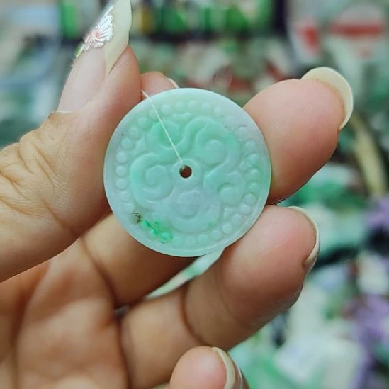 翡翠未镶嵌颈饰29