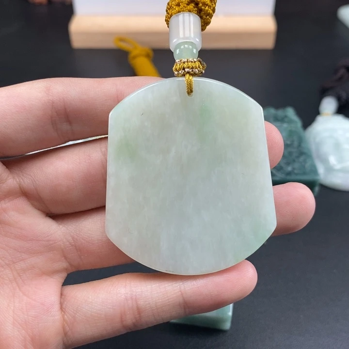 翡翠未镶嵌颈饰天然保真a货翡翠