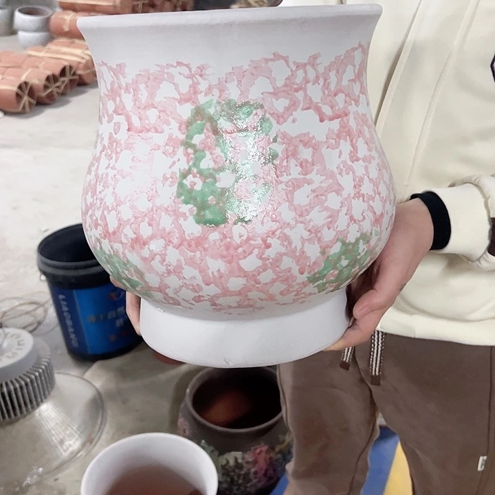 高度30厘米口27厘米