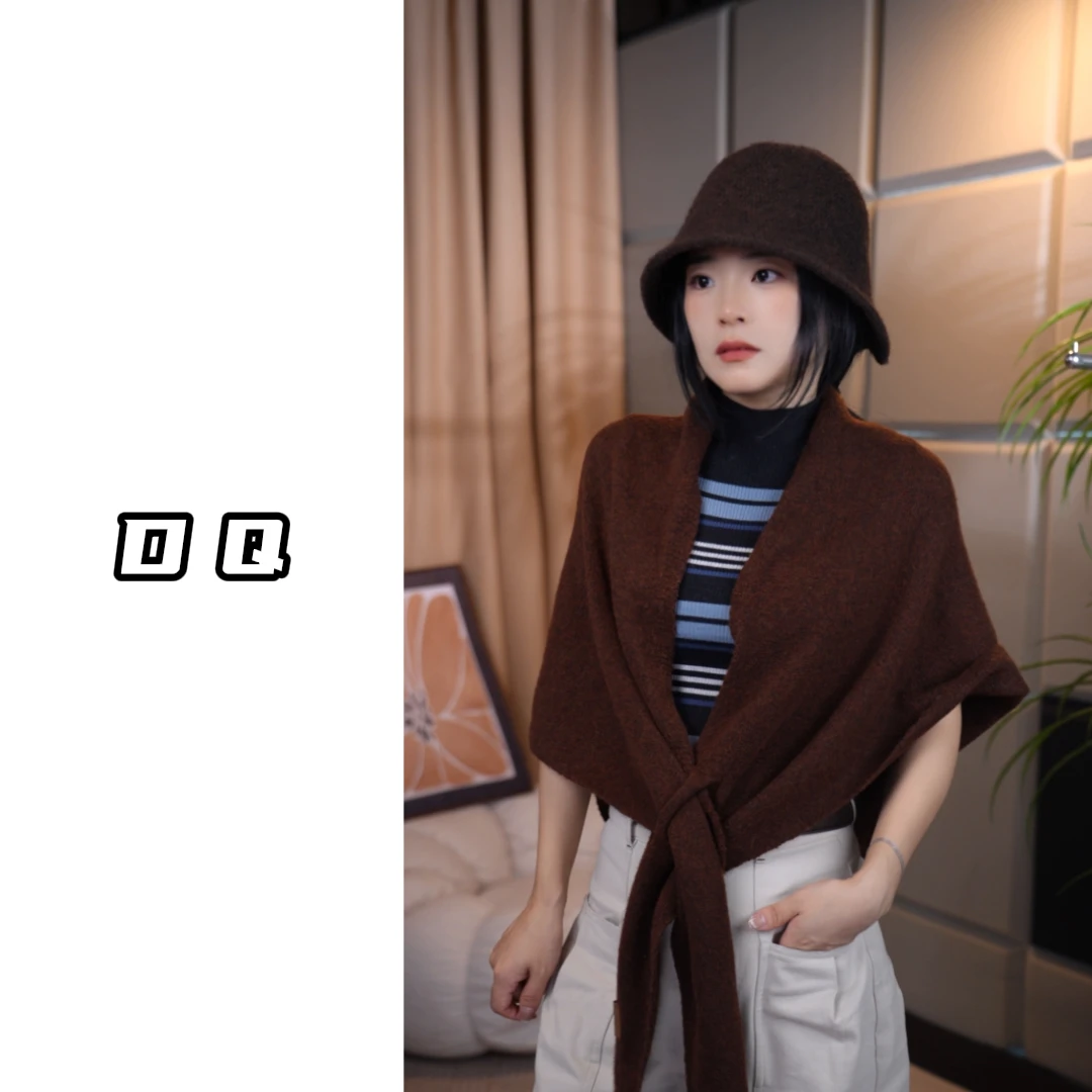 新款秋冬羊毛混纺保暖三角围巾办公室韩版高档女护颈外搭大号披肩