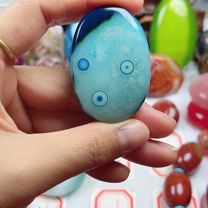 玛瑙/玉髓未镶嵌珠宝奇石