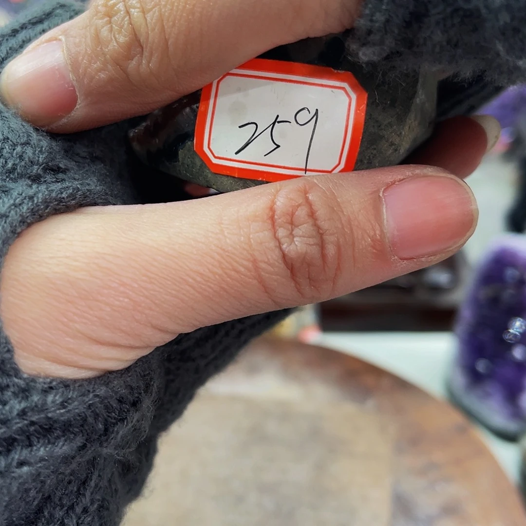 水晶随形摆件未镶嵌