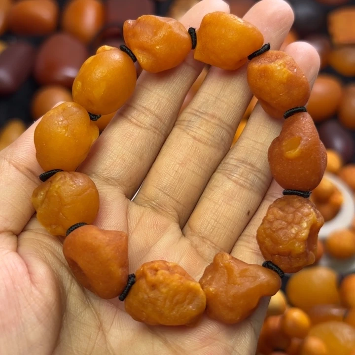 琥珀颈饰未镶嵌天然蜜蜡