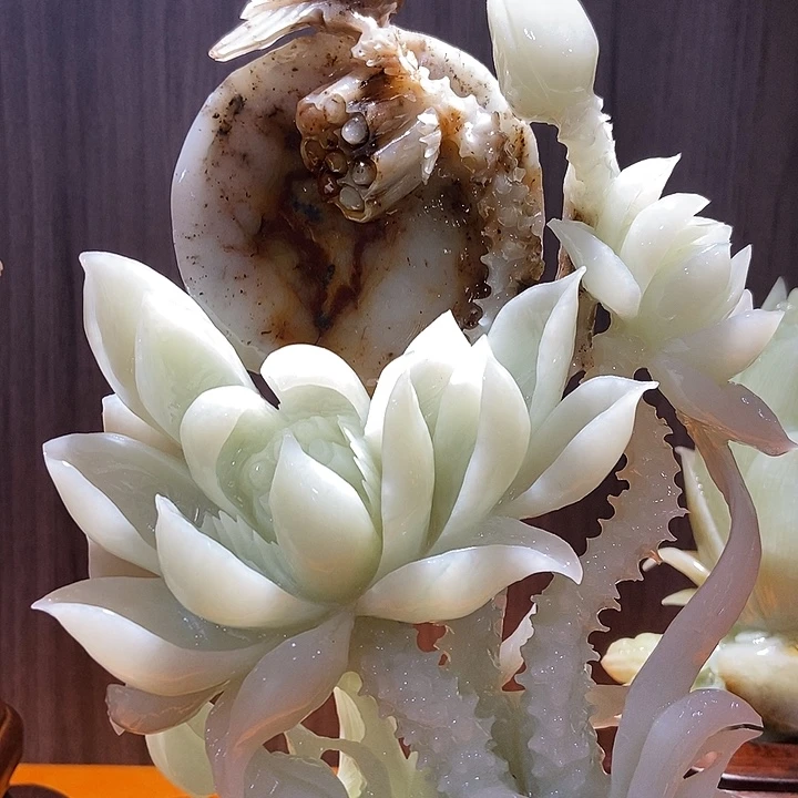 蛇纹石玉（覆膜）合金珠宝奇石