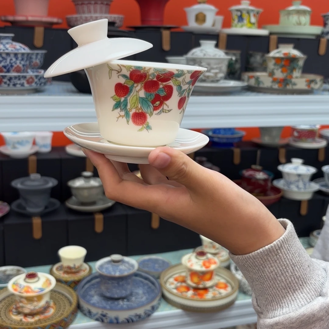 高端护肤的理念也不断得到