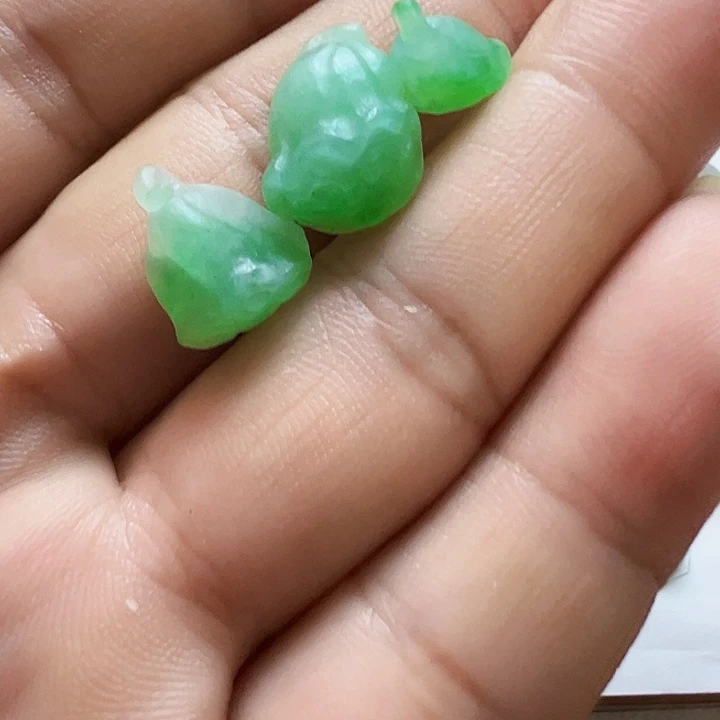 未镶嵌定制翡翠莲蓬