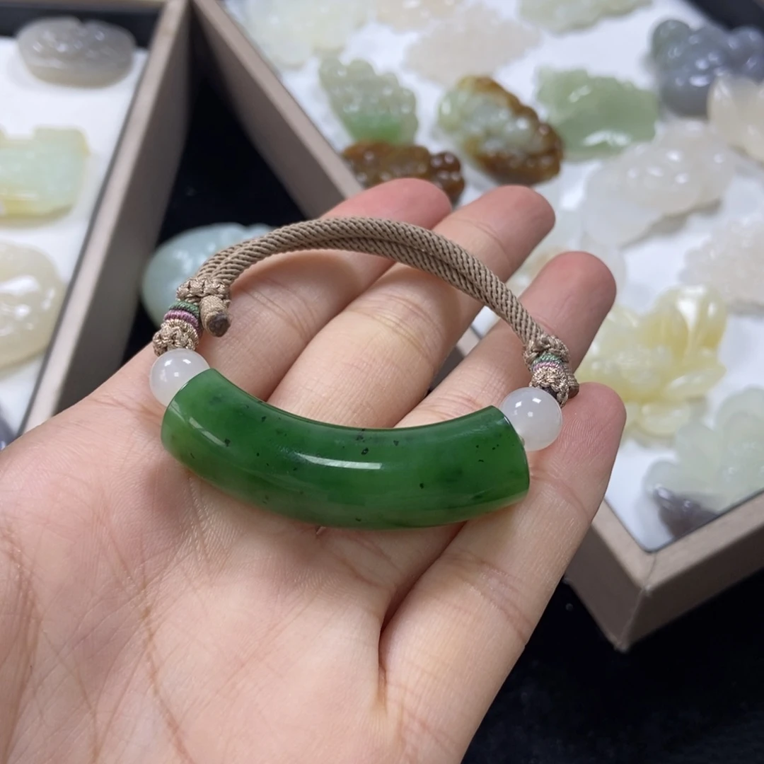 和田玉手牌未镶嵌