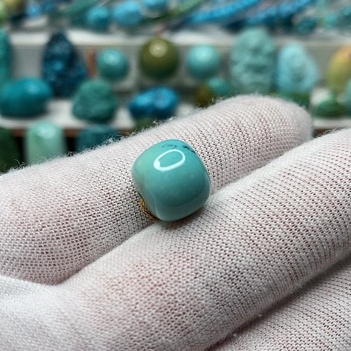 s***y绿松石未镶嵌天然原矿 地大质检