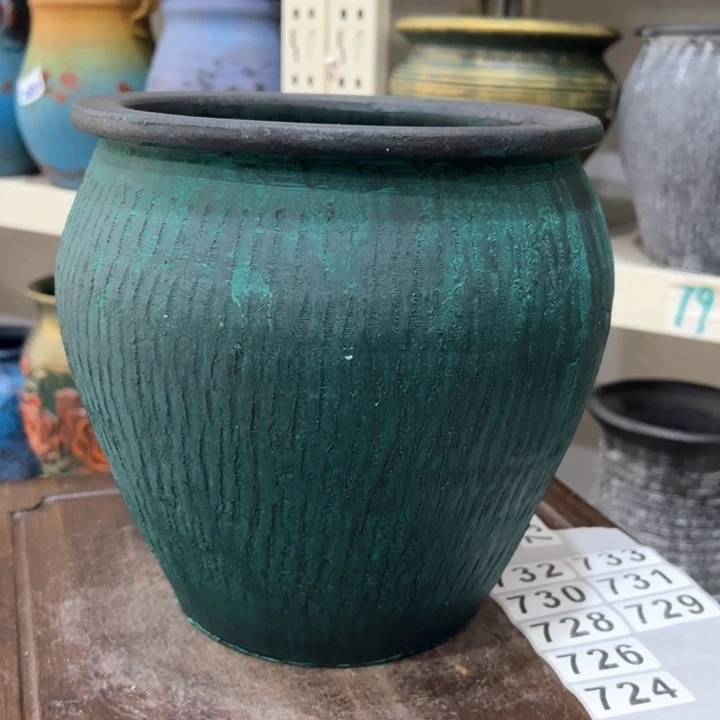 16.8-1微瑕土陶水缸复古绿