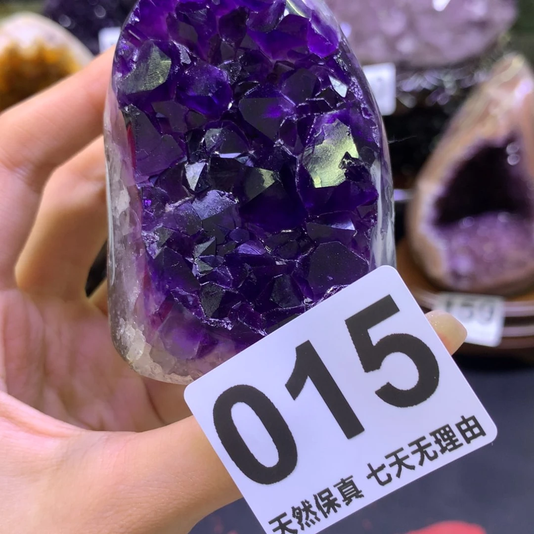 未镶嵌水晶大型摆件（非配饰）